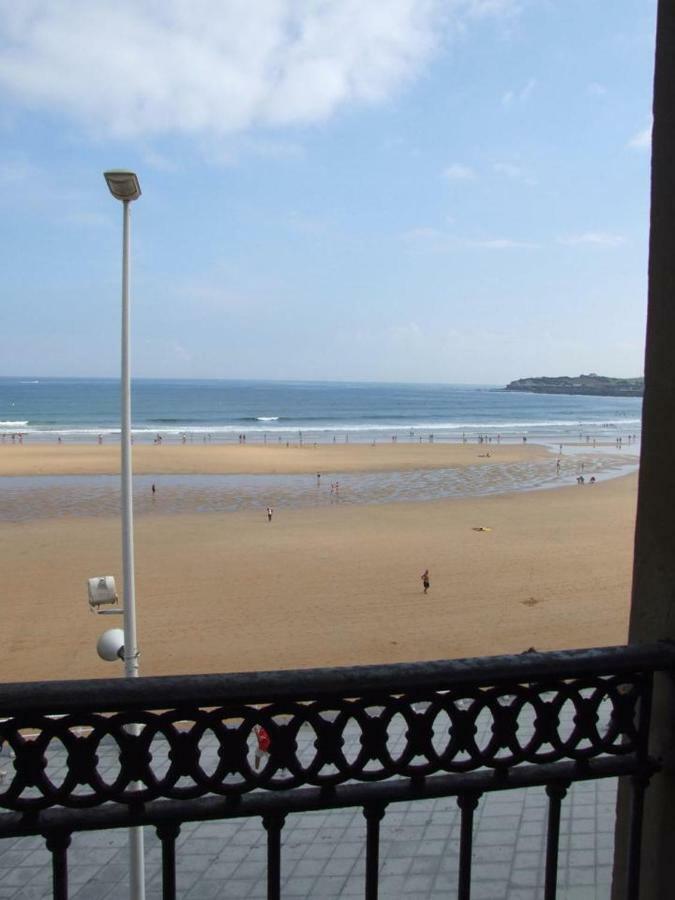 Vivienda en Gijon frente al mar Villa Eksteriør bilde