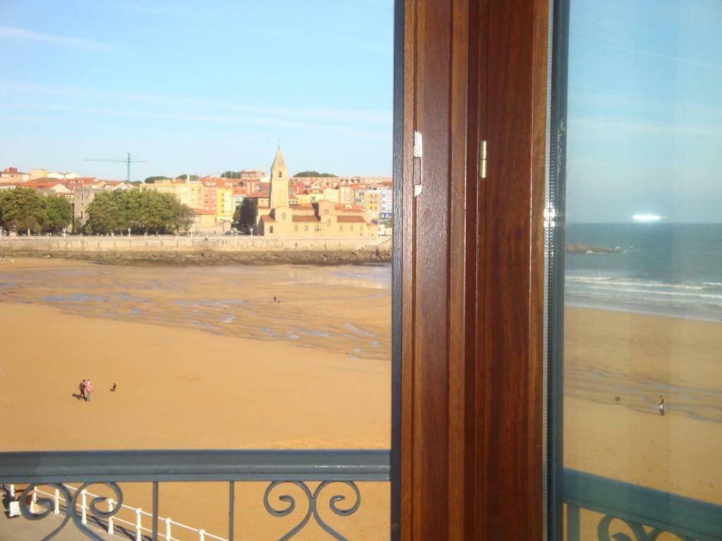Vivienda en Gijon frente al mar Villa Eksteriør bilde
